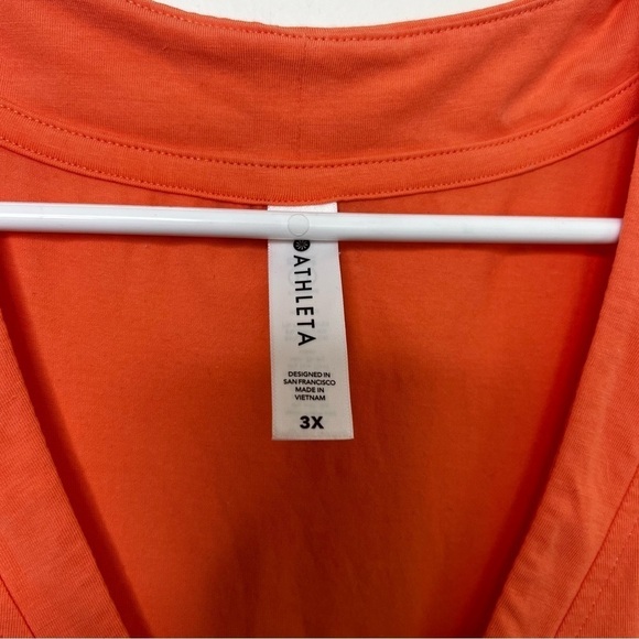Athleta Avenue Tee shirt - Picture 3 of 5